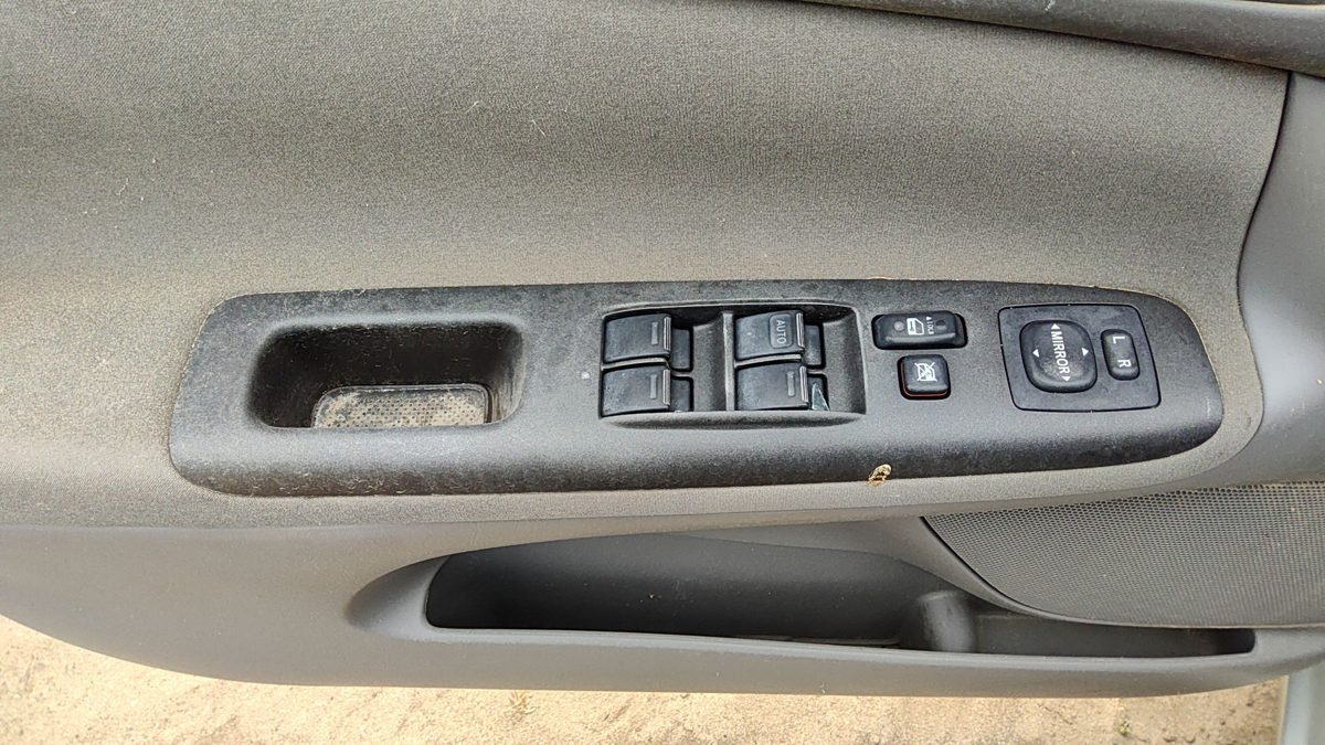 2005 Toyota Camry Door Switch Front