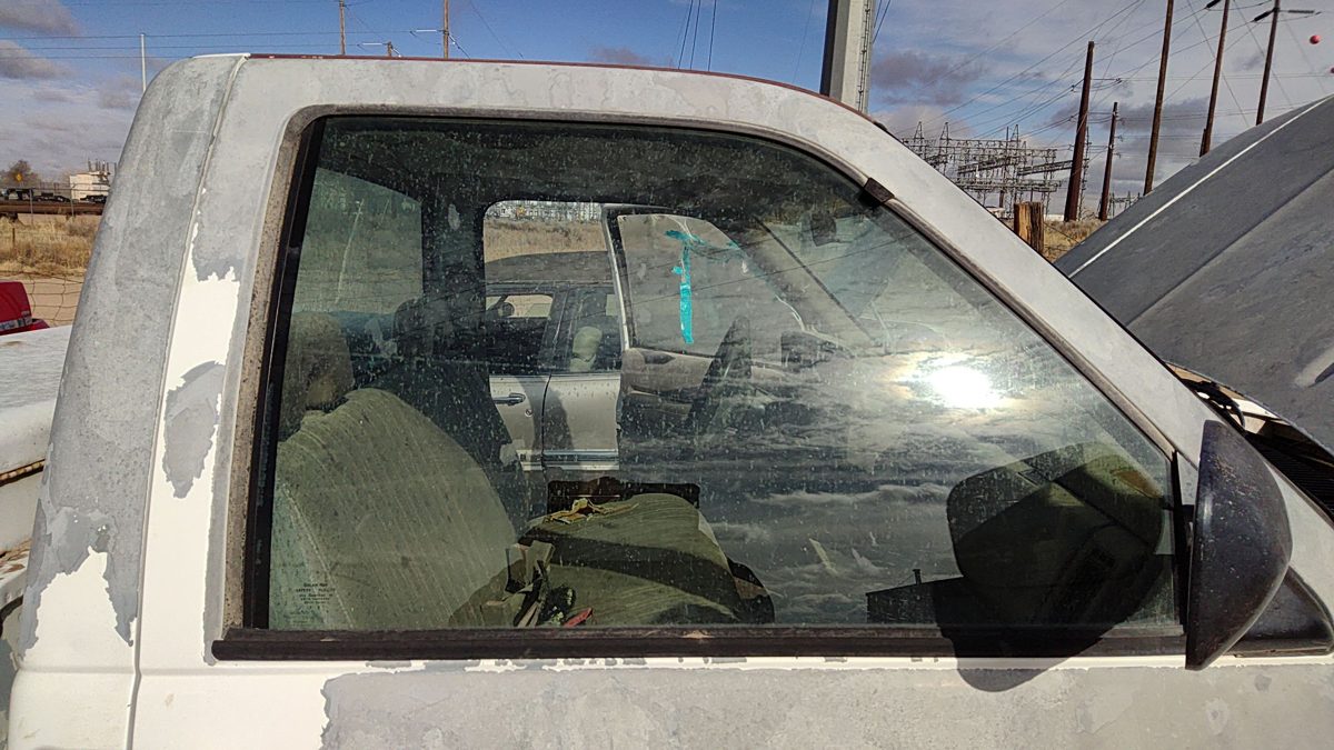 1988-1999 Chevy Silverado 1500 Passenger Right Front Side Window Door Glass Oem