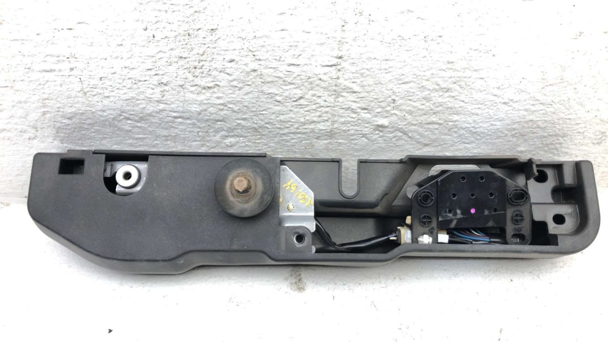 2004-2008 Mitsubishi Endeavor Rear Wiper Motor Oem Back Glass