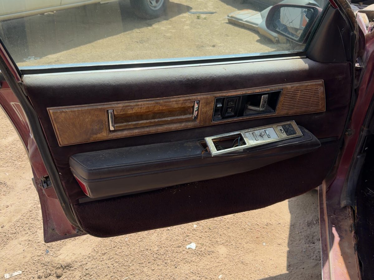 1986 Buick Park Ave Driver Left Front Door Trim Panel With Master Switch Red