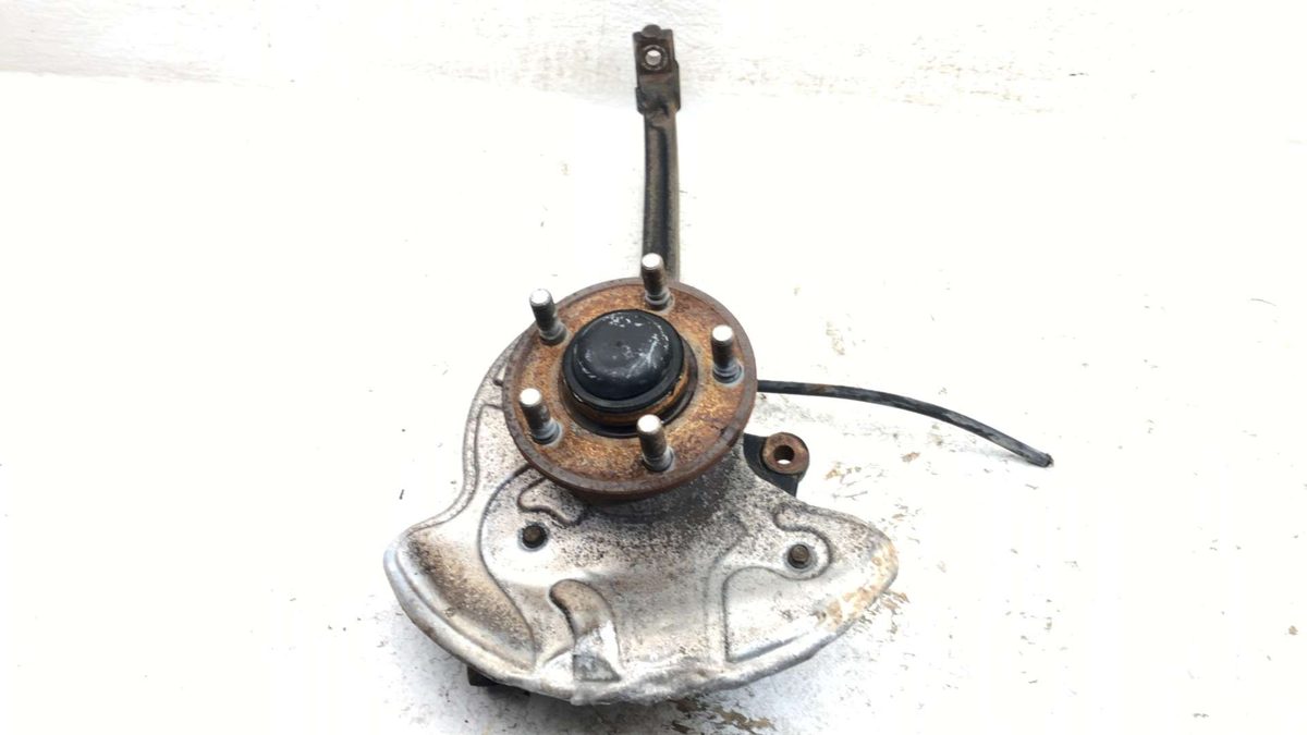 2005-2011 Chrysler 300 Driver Left Front Spindle Steering Knuckle With Wheel Hub