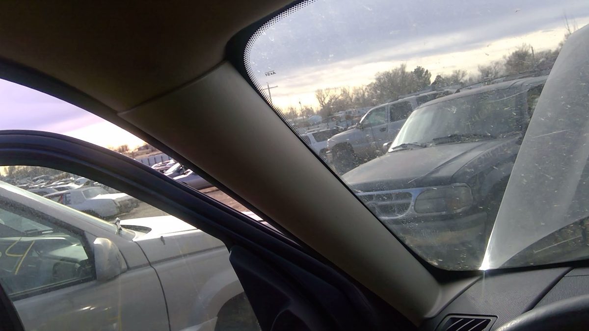 2007 Mercury Mountaineer Driver Left A Pillar Trim Windshield Post Panel Oem