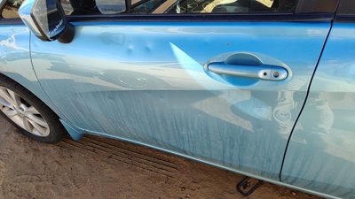 2015 Nissan Versa Front Door