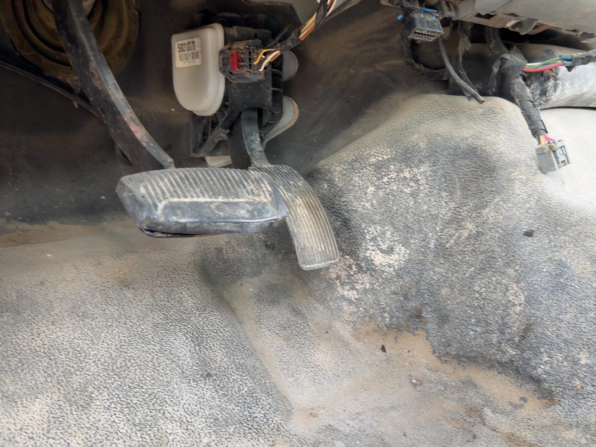 2003-2007 Ford F350 Gas Pedal Assembly Oem Accelerator 6.0L Powerstroke Diesel