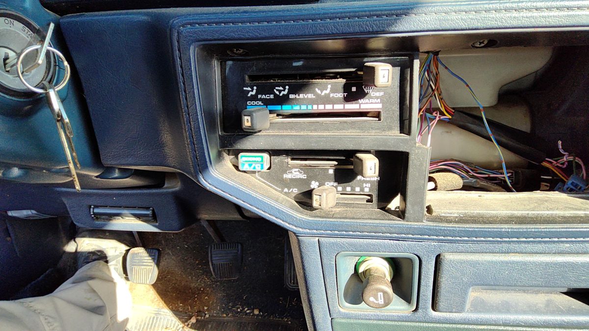 1983-86 Toyota Camry Temperature Control Module In Dash Heater Ac Head Unit Oem