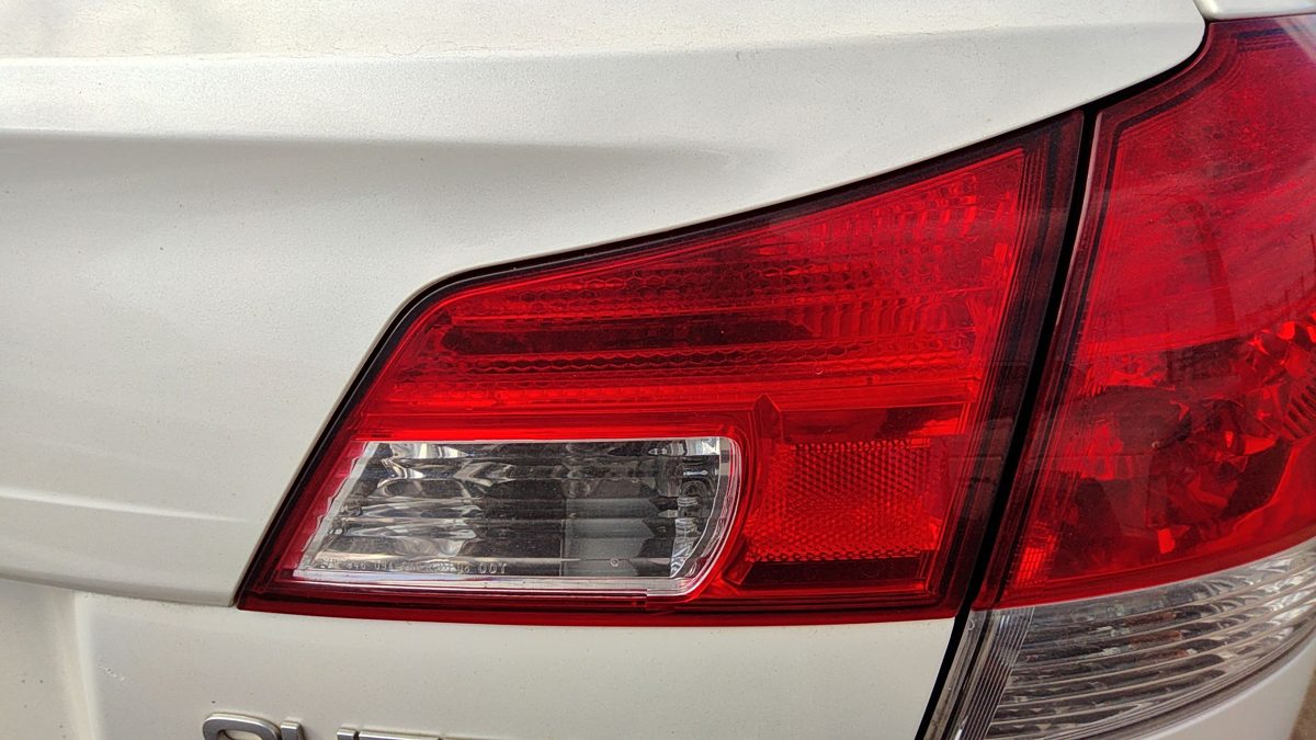 2010-2014 Subaru Legacy Outback Passenger Right Inner Tail Light Brake Lamp Rear