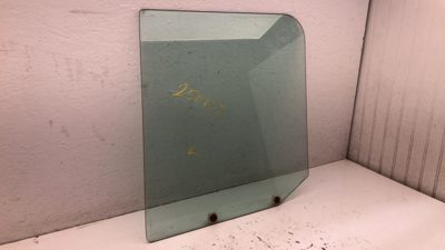 1979-1989 International S1600 S1700-S2600 Left Door Glass Side Window