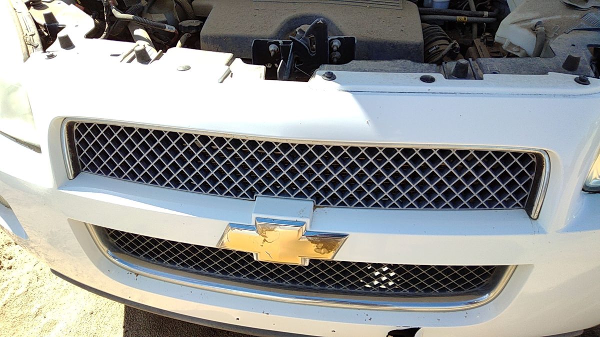 2005-2009 Chevy Uplander Upper Front Grille Assembly Oem 15184657