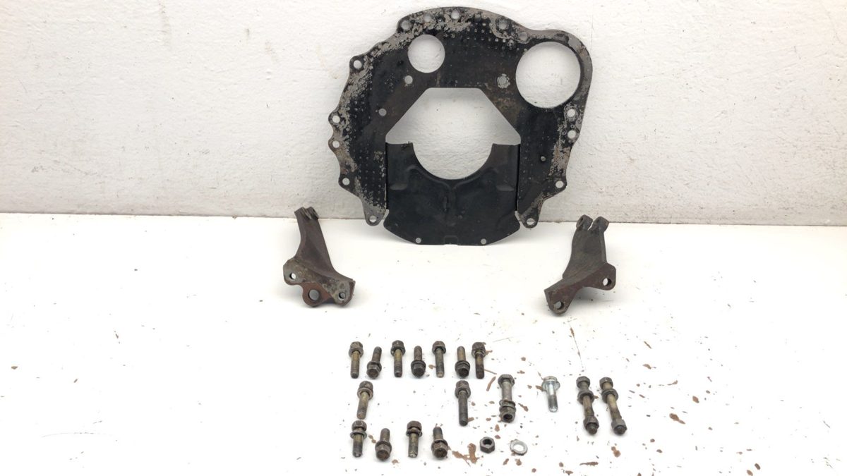 86 Isuzu Pup 2.3L 5 Speed Transmission Bell Housing Spacer Plate Bolts Brackets