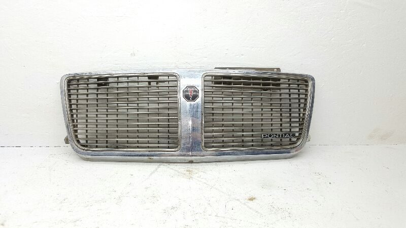 1985-1988 Pontiac Grand Am Grille Chrome Frame 10037255
