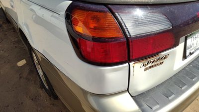 2000-2004 Legacy Outback Driver Left Tail Light Oem Brake Lamp Rear 84201Ae17a