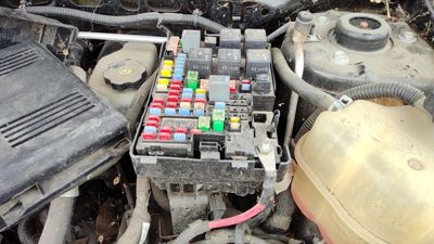 07-09 Suzuki Grand Vitara Xl-7 Engine Fuse Box Power Distribution Panel Oem 3.6L