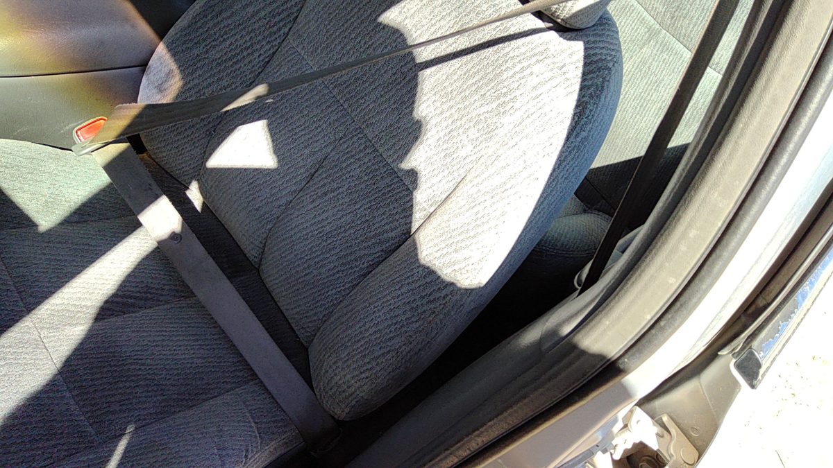 2000 Oldsmobile Intrigue Driver Left Front Seat Belt Retractor Shoulder Gray 14B