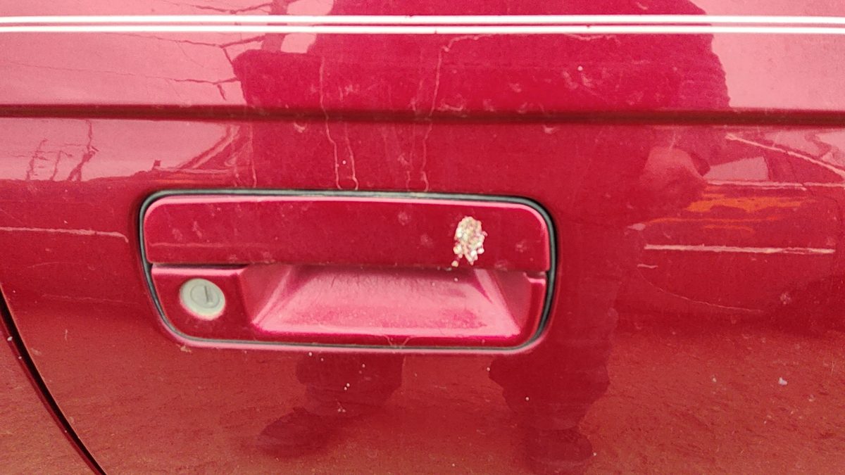 98-02 Eldorado Passenger Right Front Outside Door Handle Crimson Red 86U