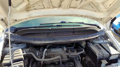 2007 Dodge Caravan Windshield Wiper Cowl Vent Trim Panel Oem Cover