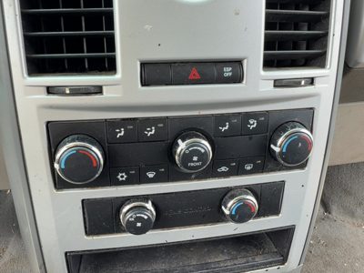08-10 Town & Country Temperature Control Module In Dash Heater Ac Head Unit Oem