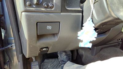 2004-2012 Gmc Canyon Lower Dash Under Column Knee Bolster Trim Panel Oem