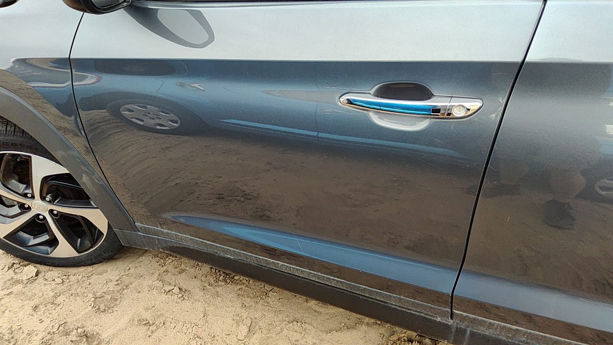 2016 Hyundai Tucson Front Door