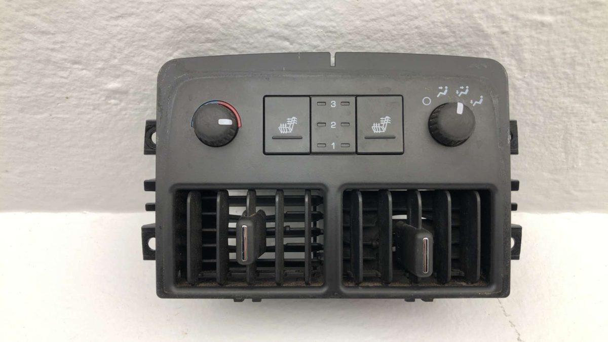 2005-2011 Cadillac Sts Rear Console Ac Heater Control With Vents Heated Seat Oem