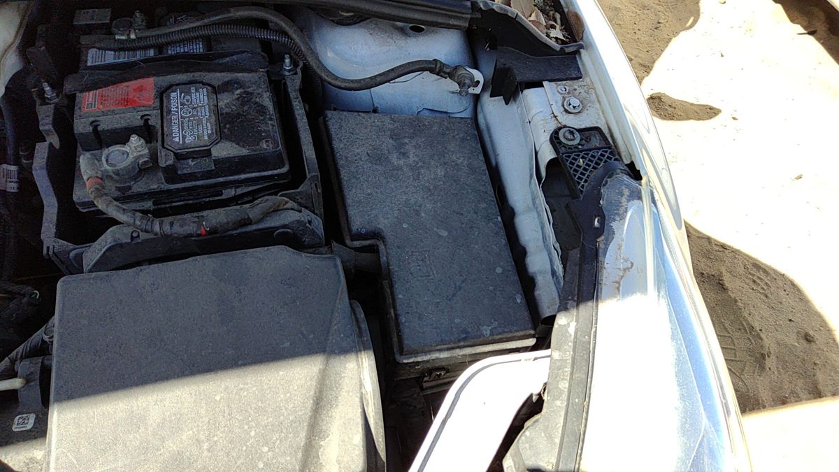 2017-2018 Ford Focus Engine Fuse Box Power Distribution Panel Oem 2.0L