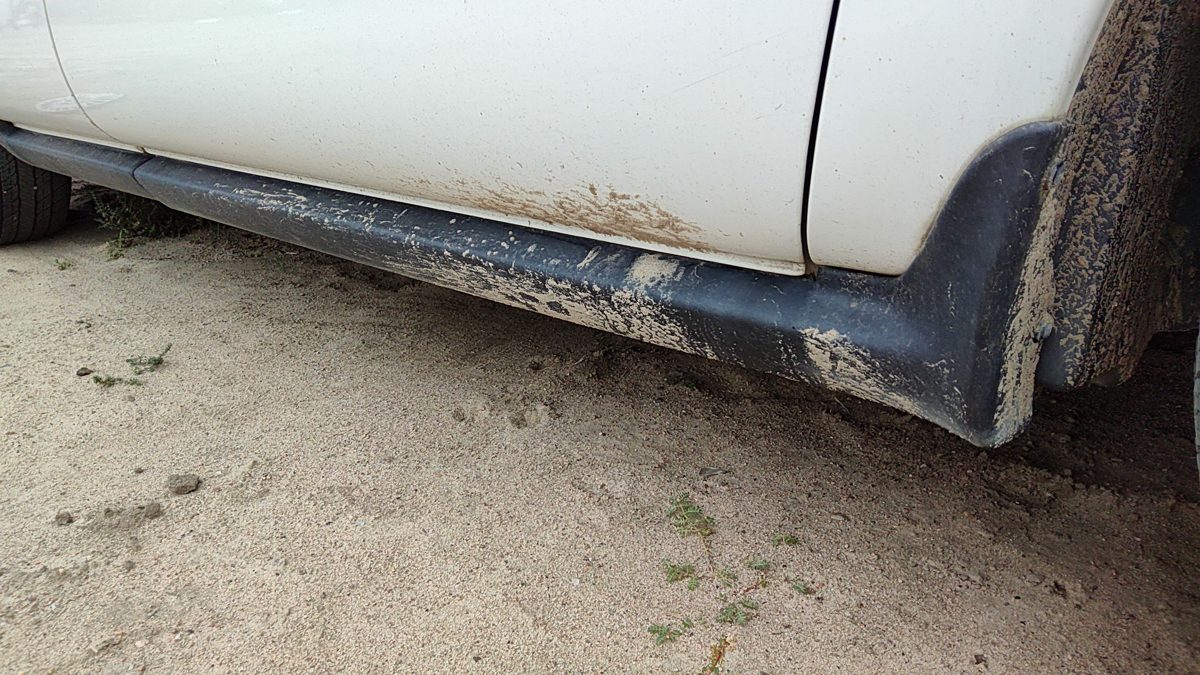 2005 Mercury Sable Rocker Moulding