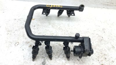 88-91 Olds Eighty Eight Complete Fuel Rail With Injectors Set Loaded Oem 3.8L