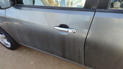 2017 Nissan Versa Front Door