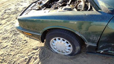 1996-1999 Olds 88 Driver Left Front Fender Oem Green 25620748