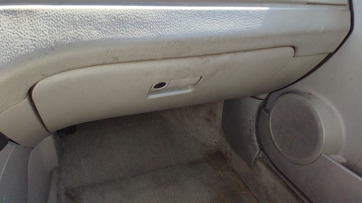 2002-2004 Nissan Altima Glove Box Assembly Complete Door With Latch Oem Frost K