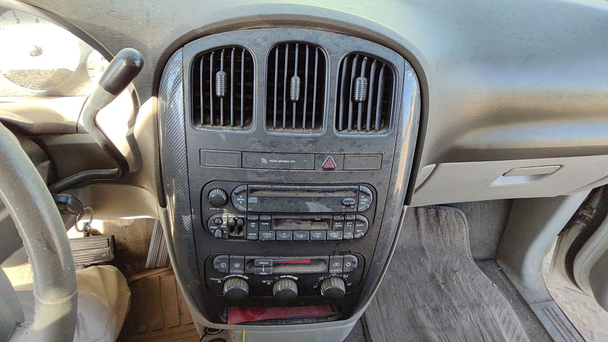 2005-2007 Dodge Caravan Trim Bezel Around Radio Surround Dash Panel Oem Khaki J1
