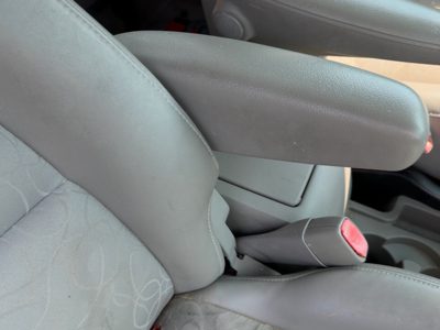 2005 Saturn Vue Armrest