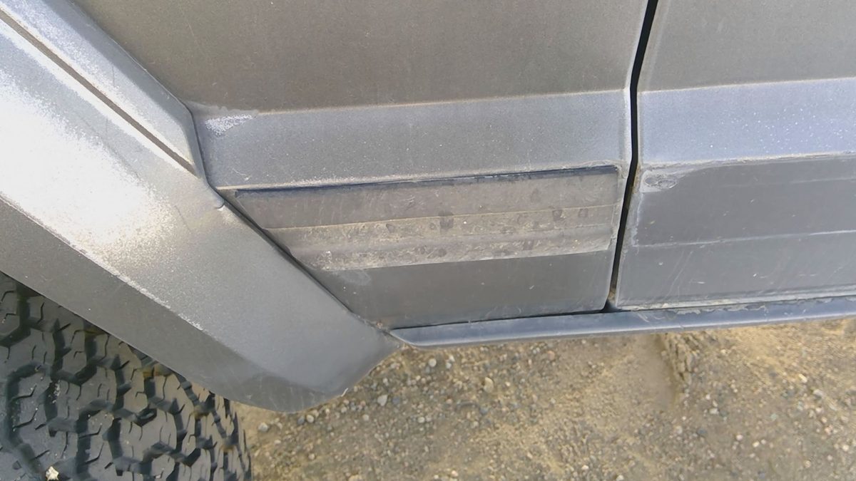 1985 Jeep Cherokee Driver Left Moulding From Fender Oem Trim Strip Gray