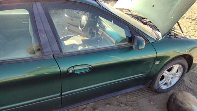 2000 Ford Taurus Front Door