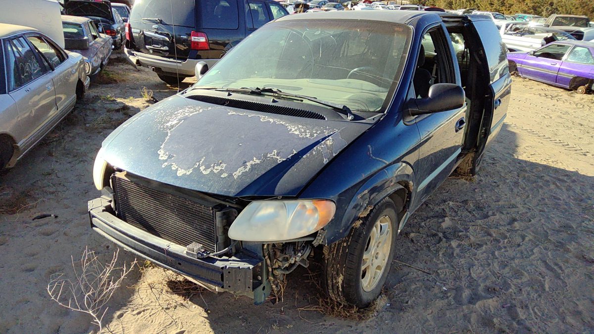 2001 Dodge Caravan Lower Control Arm Front