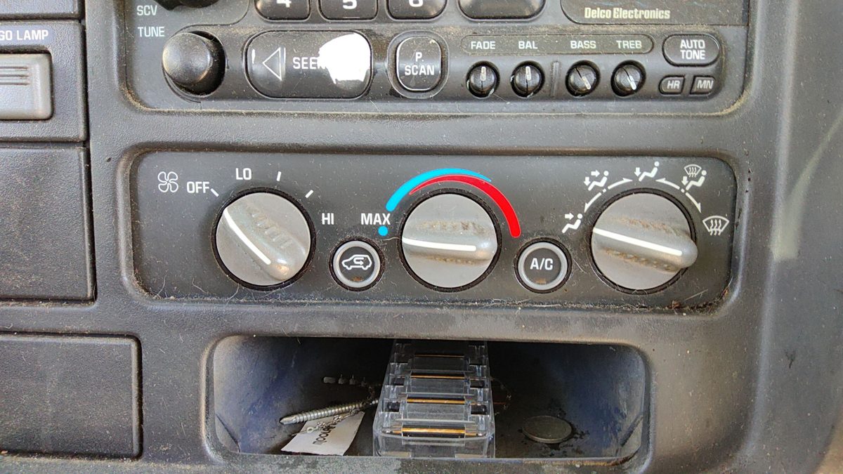 95 Silverado 1500 Temperature Control Module In Dash Heater Ac Head Unit Oem