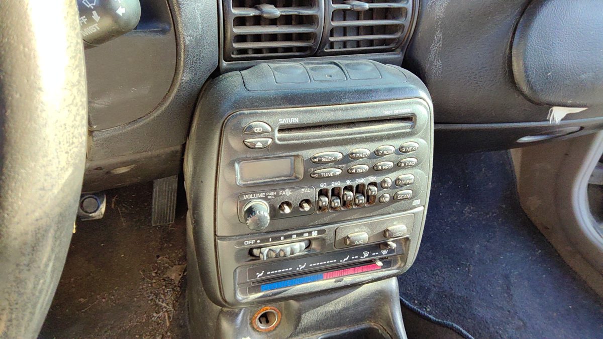 1997-1999 Saturn Sl1 Trim Bezel Around Radio Surround Dash Panel Oem 21060126