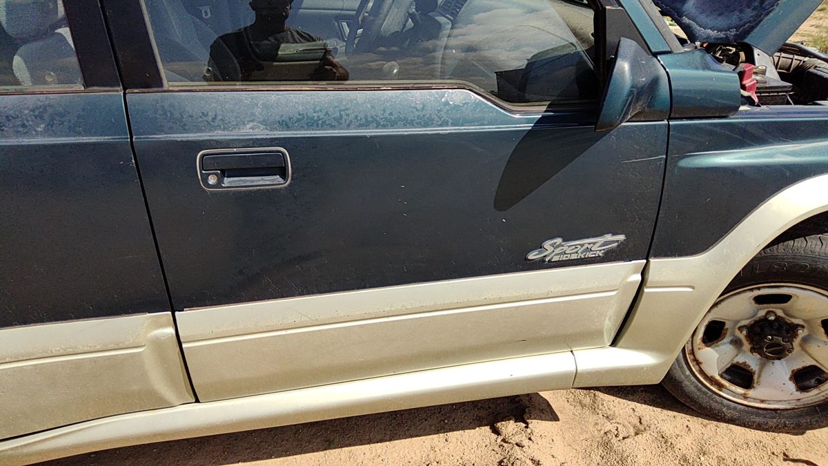 1997 Suzuki Sidekick Front Door