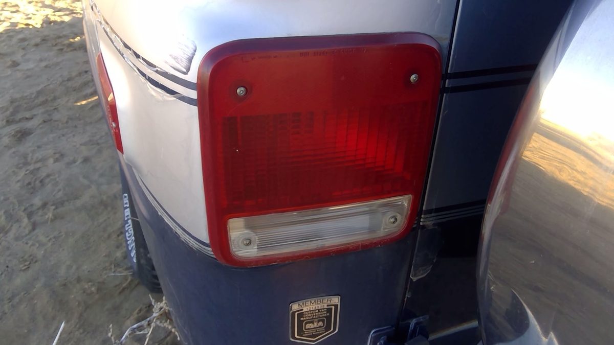1989 Chevy G20 Van Driver Left Tail Light Brake Lamp Oem Rear 05977496