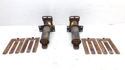 1975 Olds Cutlass Coupe Rear Bumper Mount Shocks Set Only Brackets Oem 00414391