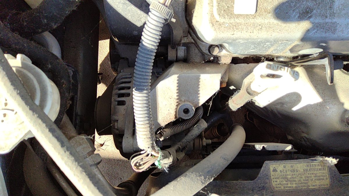 2004 Mitsubishi Eclipse Mount Bracket Set For Alternator Oem