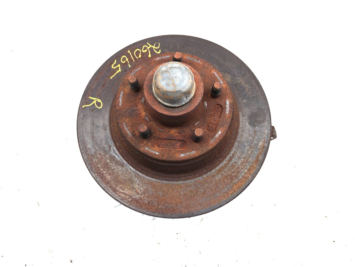 81-93 D150 Passenger Right Front Spindle Steering Knuckle With Wheel Hub 4X2