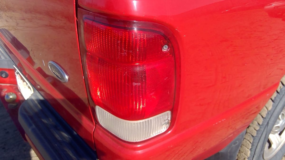 2000 Ford Ranger Passenger Right Tail Light Brake Lamp Oem Rear Yl5z13404aa
