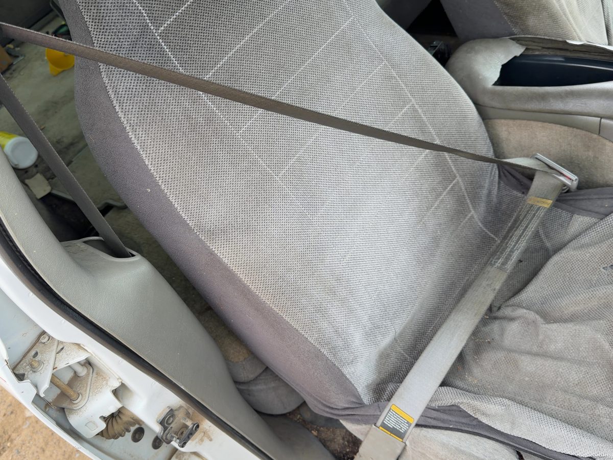 98 S10 Blazer Passenger Right Front Seat Belt Retractor Oem Shoulder Gray 92H