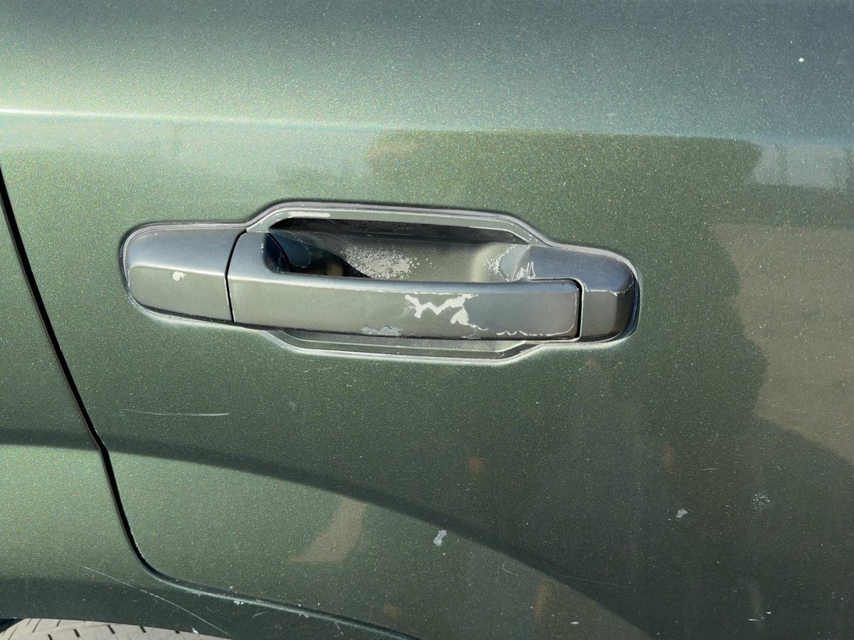 03-09 Sorento Passenger Right Rear Outside Door Handle Back Without Chrome Ivy G