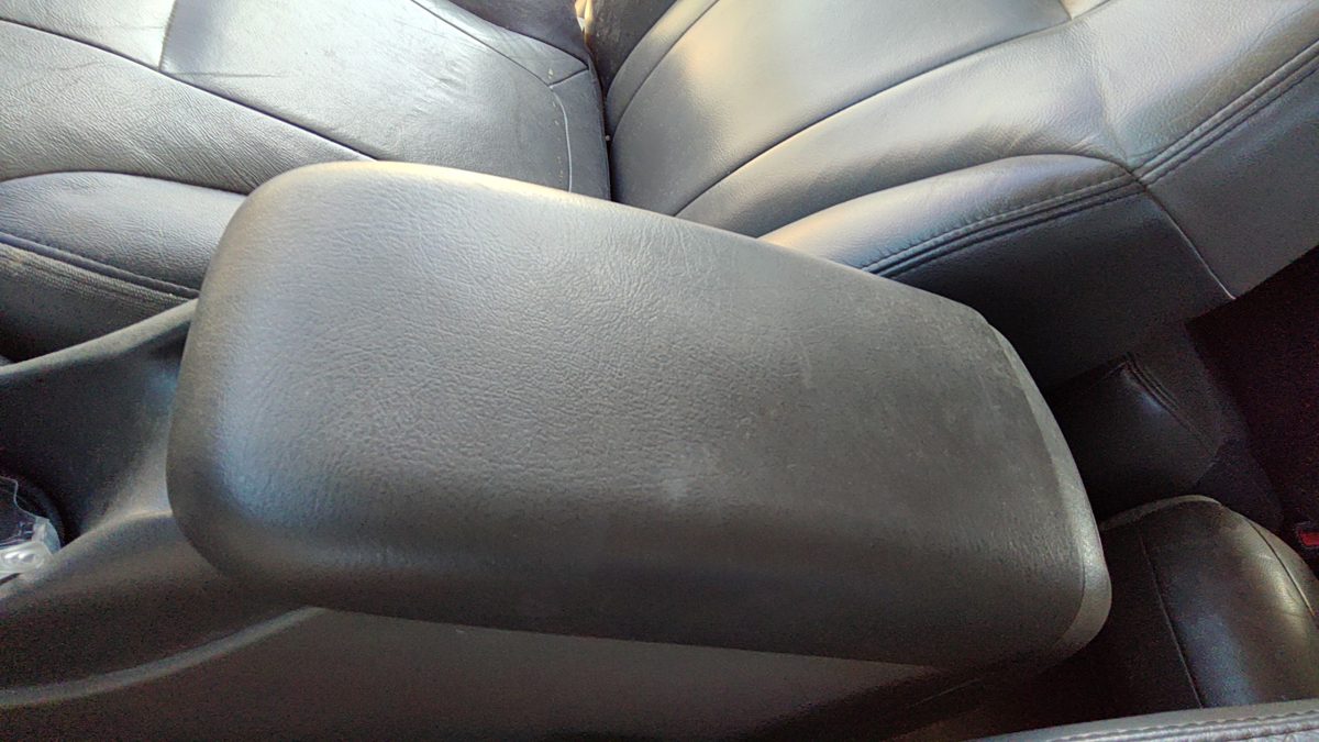 2002 Trailblazer Front Console