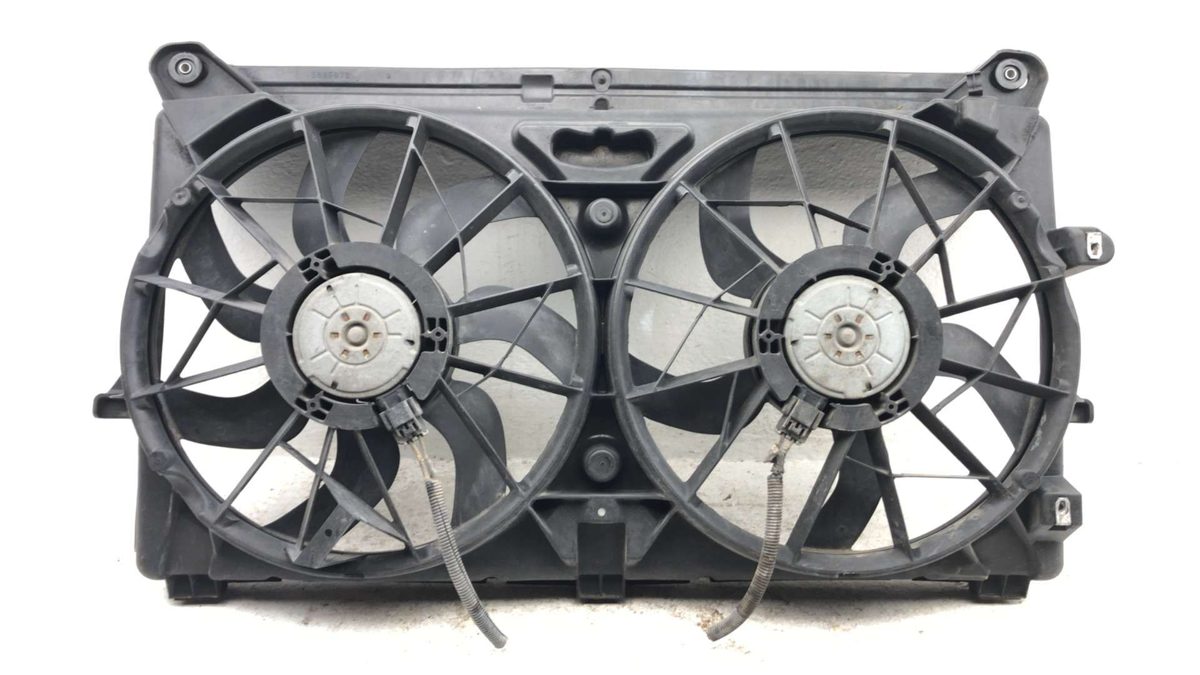 2007-2014 Gmc Yukon Electric Cooling Fan Assembly Oem With Motors 15895879