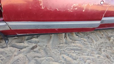 1990-1991 Olds 88 Driver Left Front Moulding From Door Oem Trim Strip
