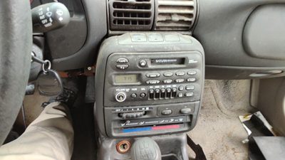 1997-1999 Saturn Sl2 Trim Bezel Around Radio Surround Dash Panel Oem Gray