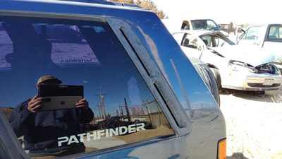 1995 Nissan Pathfinder Quarter Panel Moulding