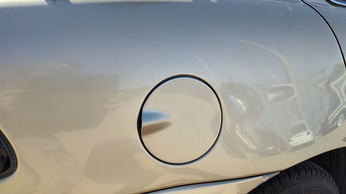 99-05 Grand Am Fuel Tank Door With Hinge Gas Lid Filler 33U Champagne Beige
